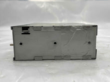 Load image into Gallery viewer, RADIO Saab 9-5 99 00 01 02 03 04 05 - NW139603
