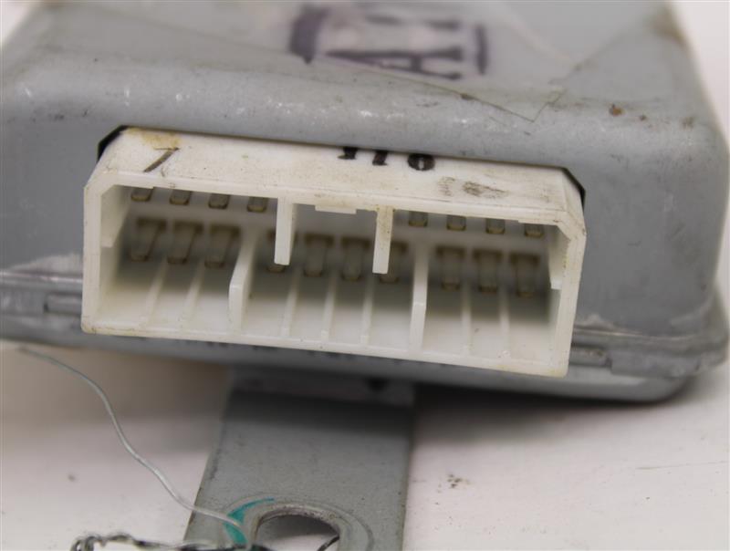 CRUISE CONTROL MODULE HYUNDAI ELANTRA 96 97 - 00 AUTO - 18817