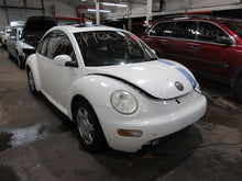 Load image into Gallery viewer, INTERIOR REAR VIEW MIRROR Volkswagen Beetle 2000 00 2001 01 - 960362
