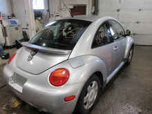 Load image into Gallery viewer, JACK Volkswagen Beetle 2000 00 - 961998
