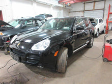 Load image into Gallery viewer, TRANSFER CASE Porsche Cayenne 2004 04 2005 05 2006 06 - 963726
