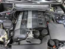 Load image into Gallery viewer, HEADLIGHT LAMP ASSEMBLY 320i 325ci 325i 330ci 330i 330xi 02-05 Right - 964633
