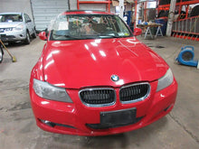 Load image into Gallery viewer, Console BMW 328i 2011 11 - 964491
