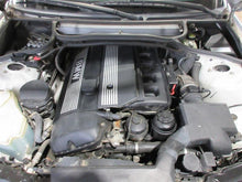 Load image into Gallery viewer, MANUAL TRANSMISSION 320i 323i 323ic 323is 325ci 325i 525i 98-05 - 1278558

