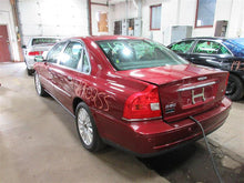Load image into Gallery viewer, FRONT SPINDLE Volvo V70 S60 S80 00 01 02 03 - 09 Left - 1141209
