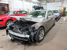 Load image into Gallery viewer, FRONT FENDER BMW 528i 535i 550i Active 5 11 12 13 14 15 16 Right - 1321511
