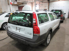Load image into Gallery viewer, Wheel Volvo V70 S70 2001 01 02 03 04 05 17x5 Spare - 1010529
