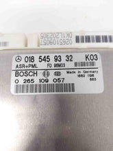 Load image into Gallery viewer, THROTTLE CONTROL COMPUTER MERCEDES E320 E420 1996 1997 - NW61280

