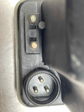 Load image into Gallery viewer, Vacuum Pump  MERCEDES 420 1990 - NW189263
