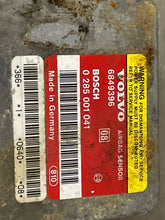 Load image into Gallery viewer, AIR BAG COMPUTER VOLVO 850 1993 1994 1995 - NW38962
