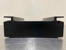 Load image into Gallery viewer, Radio Volkswagen Passat 2004 - NW7564
