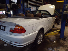 Load image into Gallery viewer, INTERIOR SUN VISORS 323i 323ic 325ci 325i 330ci 330i 330xi M3 00-06 - MRK244765
