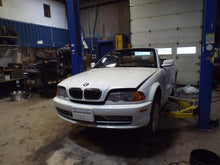 Load image into Gallery viewer, INTERIOR SUN VISORS 323i 323ic 325ci 325i 330ci 330i 330xi M3 00-06 - MRK244765
