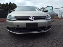 Load image into Gallery viewer, THROTTLE BODY Jetta 2013 13 2014 14 2015 15 2016 16 - MRK453506
