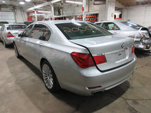 Load image into Gallery viewer, THROTTLE BODY 550i 550i Gt 650i 750 HYBRID 750i 750il Active 7 08-15 - 1145732
