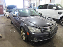 Load image into Gallery viewer, CYLINDER HEAD C230 C250 C280 C300 C350 C55 C63 E280 06-16 Right - 1153314
