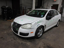Load image into Gallery viewer, REAR WINDOW REGULATOR Jetta 2005 05 06 07 08 Right - 1050623

