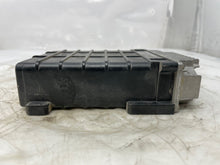 Load image into Gallery viewer, ECU ECM COMPUTER MERCEDES 190 1987 1988 2.6 - NW61655
