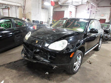 Load image into Gallery viewer, FRONT DRIVER SEAT BELT &amp; RETRACTOR ONLY Cayenne 2006 06 - 1062760
