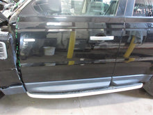 Load image into Gallery viewer, FRONT DOOR Range Rover Sport 06 07 08 09 10 11 12 13 Left - 1063774
