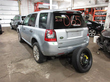 Load image into Gallery viewer, QUARTER GLASS Land Rover LR2 2008 08 2009 09 2010 10 2011 11 Right - 1065281
