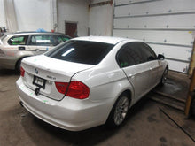 Load image into Gallery viewer, POWER STEERING PUMP BMW 128i 328i 323i 325i 330i 328xi 325xi 06 07 08 09 10 11 - 1068109
