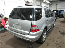 Load image into Gallery viewer, CYLINDER BLOCK ML320 ML350 ML500 ML55 S350 S430 S500 S55 S600 03-06 - 1070715

