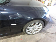 Load image into Gallery viewer, CYLINDER HEAD 325ci 325i 330ci 330i 330xi 525i 530i Z4 2006 - 1069990
