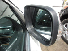 Load image into Gallery viewer, Center Pillar Cut Volvo XC70 2008 08 2009 09 2010 10 2011 11 2012 12 Right - 1071260
