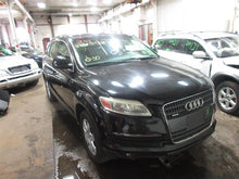 Load image into Gallery viewer, Quarter Panel Cut Audi Q7 07 08 09 10 11 12 13 14 Left - 1071328
