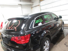 Load image into Gallery viewer, Quarter Panel Cut Audi Q7 07 08 09 10 11 12 13 14 Left - 1071328
