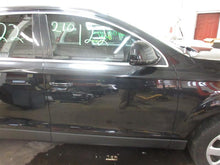Load image into Gallery viewer, Quarter Panel Cut Audi Q7 07 08 09 10 11 12 13 14 Left - 1071328
