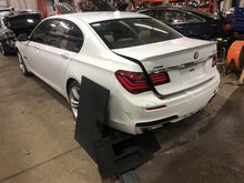 Load image into Gallery viewer, WINDSHIELD WASHER FLUID RESERVOIR BOTTLE 528i 535i 535i Gt 550i 09-17 - 1072739
