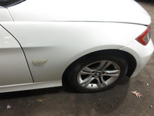 Load image into Gallery viewer, FRONT SPINDLE 135i 325i 328i 335i Z4 330i 2006 06 07 08 09 10 - 13 Right - 1071757
