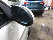 Load image into Gallery viewer, Center Pillar Cut BMW 335i 330i 328i 325i 2006 06 2007 07 2008 08 09 10 11 Right - 1071753
