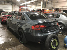 Load image into Gallery viewer, CYLINDER HEAD Audi A4 A5 A6 Q5 TT 09 10 11 12 13 14 15 16 - 1158711
