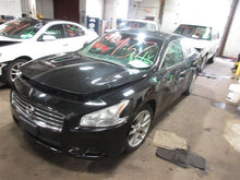 Load image into Gallery viewer, FRONT SPINDLE Nissan Altima Maxima 2007 07 2008 08 09 10 11 12 13 Right - 1071496
