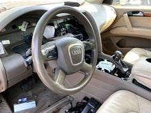 Load image into Gallery viewer, Quarter Panel Cut Audi Q7 07 08 09 10 11 12 13 14 Right - 1077270
