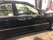 Load image into Gallery viewer, QUARTER PANEL CUT ASSEMBLY C240 C320 01 02 - 07 Left - 1076393
