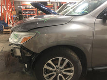 Load image into Gallery viewer, INTERIOR REAR VIEW MIRROR Altima Versa JX35 Titan Sentra 07 08 09 10 - 13 - 1075153
