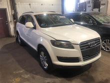 Load image into Gallery viewer, AC CONDENSOR Audi Q7 07 08 09 10 11 12 13 14 - 1077321
