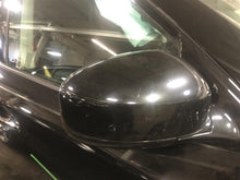Load image into Gallery viewer, CENTER PILLAR CUT Nissan Pathfinder 2013 13 Right - 1076756
