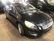 Load image into Gallery viewer, CONSOLE LID Volvo S60 2012 12 - 1077081

