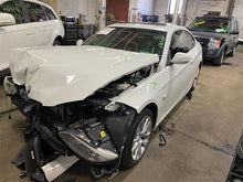 Load image into Gallery viewer, INDEPENDENT REAR SUSPENSION BMW 325xi 330i 328i 2006 06 07 08 09 10 11 Left - 1078005
