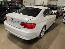 Load image into Gallery viewer, AIR CLEANER BOX BMW 128i 323i 328i 07 08 09 10 11 12 13 - 1077979
