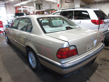 Load image into Gallery viewer, INDEPENDENT REAR SUSPENSION BMW 740i 750i 1995 95 96 97 98 99 - 01 Left - 1085470
