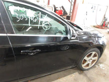 Load image into Gallery viewer, FRONT SPINDLE KNUCKLE C70 S60 S80 V60 V70 XC60 XC70 07-14 Right - 1081445
