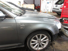 Load image into Gallery viewer, AC COMPRESSOR Audi A6 2005 05 2006 06 2007 07 2008 08 2009 09 2010 10 2011 11 - 1085029
