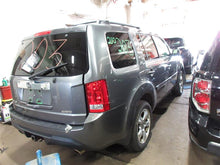Load image into Gallery viewer, REAR QUARTER GLASS Honda Pilot 09 10 11 12 13 14 Right - 1082092
