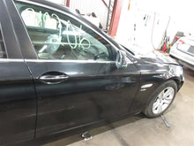 Load image into Gallery viewer, FRONT SPINDLE KNUCKLE 528i 535i 550i 640I 650i 11-17 AWD Right - 1084884
